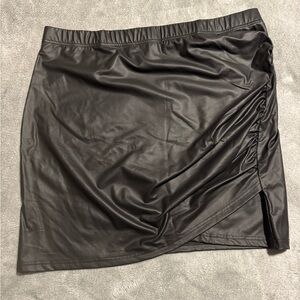 Shein Curve Black Pleather skirt